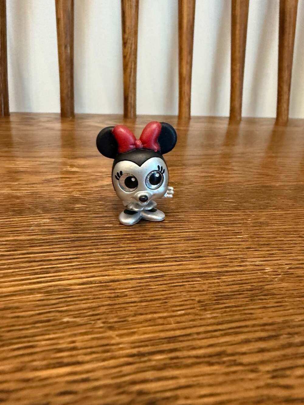 Disney Minnie Mouse Metallic Silver Figurine